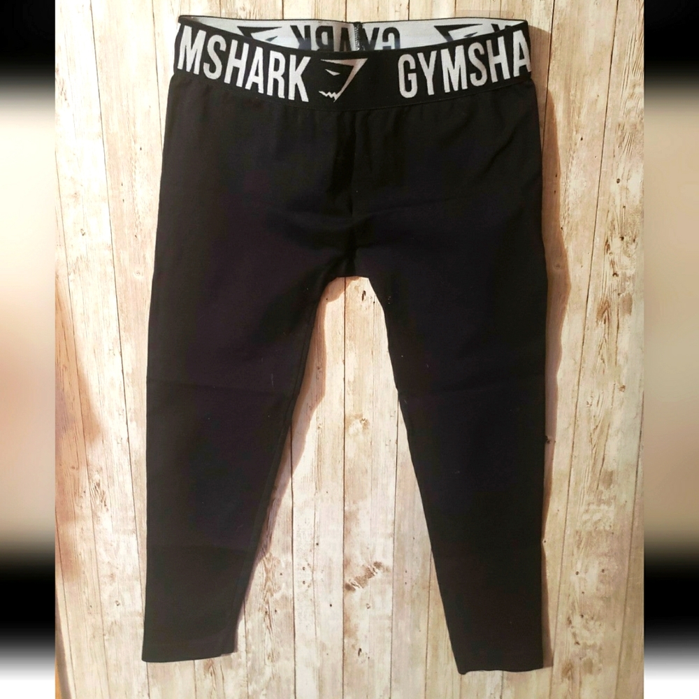 GYMSHARK CAPRI COMPRESSION LEGGINGS